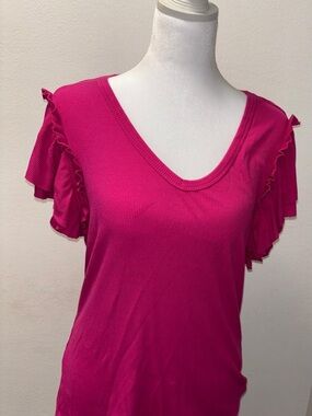 Women’s Fuchsia Ruffle Sleeve V-Neck Tee